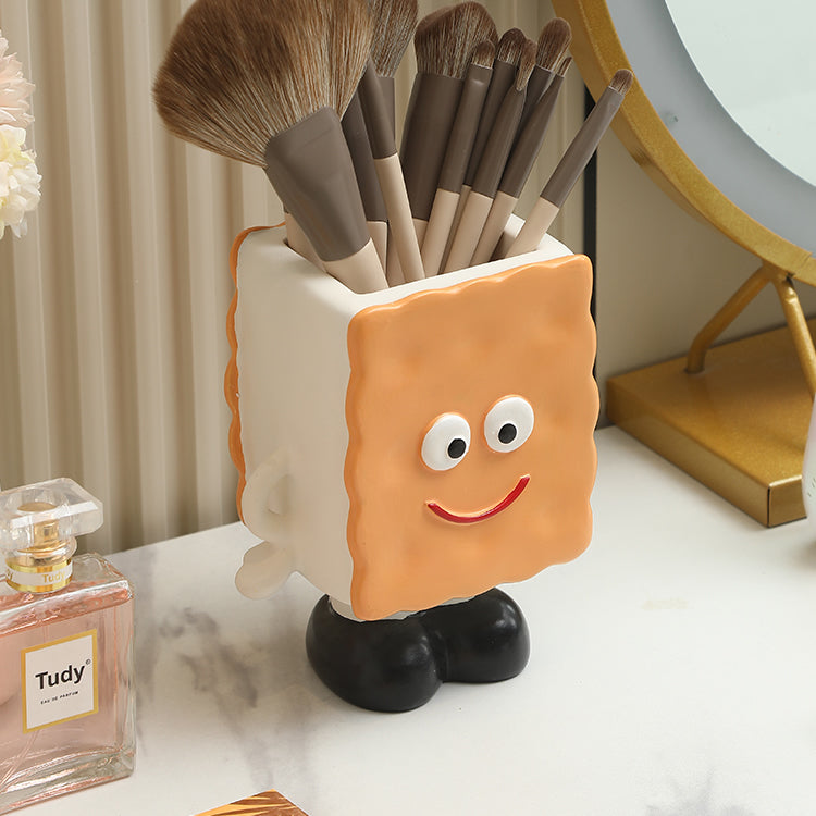 Cute Cartoon Biscuit Resin Pen Holder & Desk Organizer - Whimsical Desktop Decoration for Office, School & Home