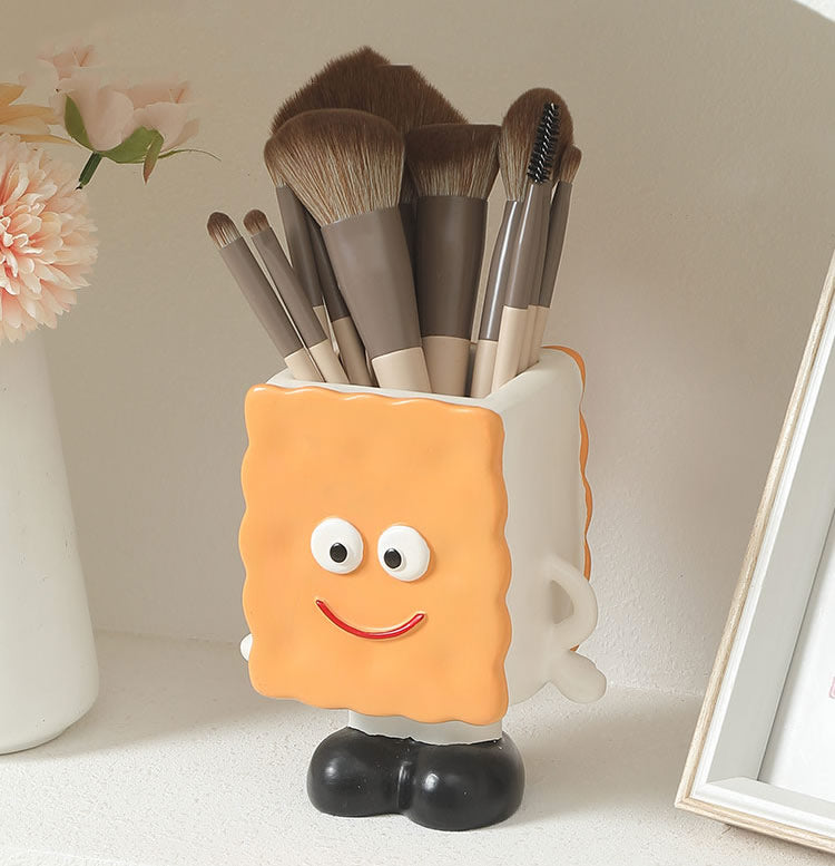 Cute Cartoon Biscuit Resin Pen Holder & Desk Organizer - Whimsical Desktop Decoration for Office, School & Home
